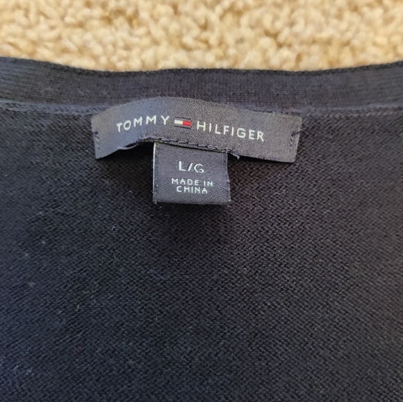 Tommy Hilfiger Top - Picture 6 of 7